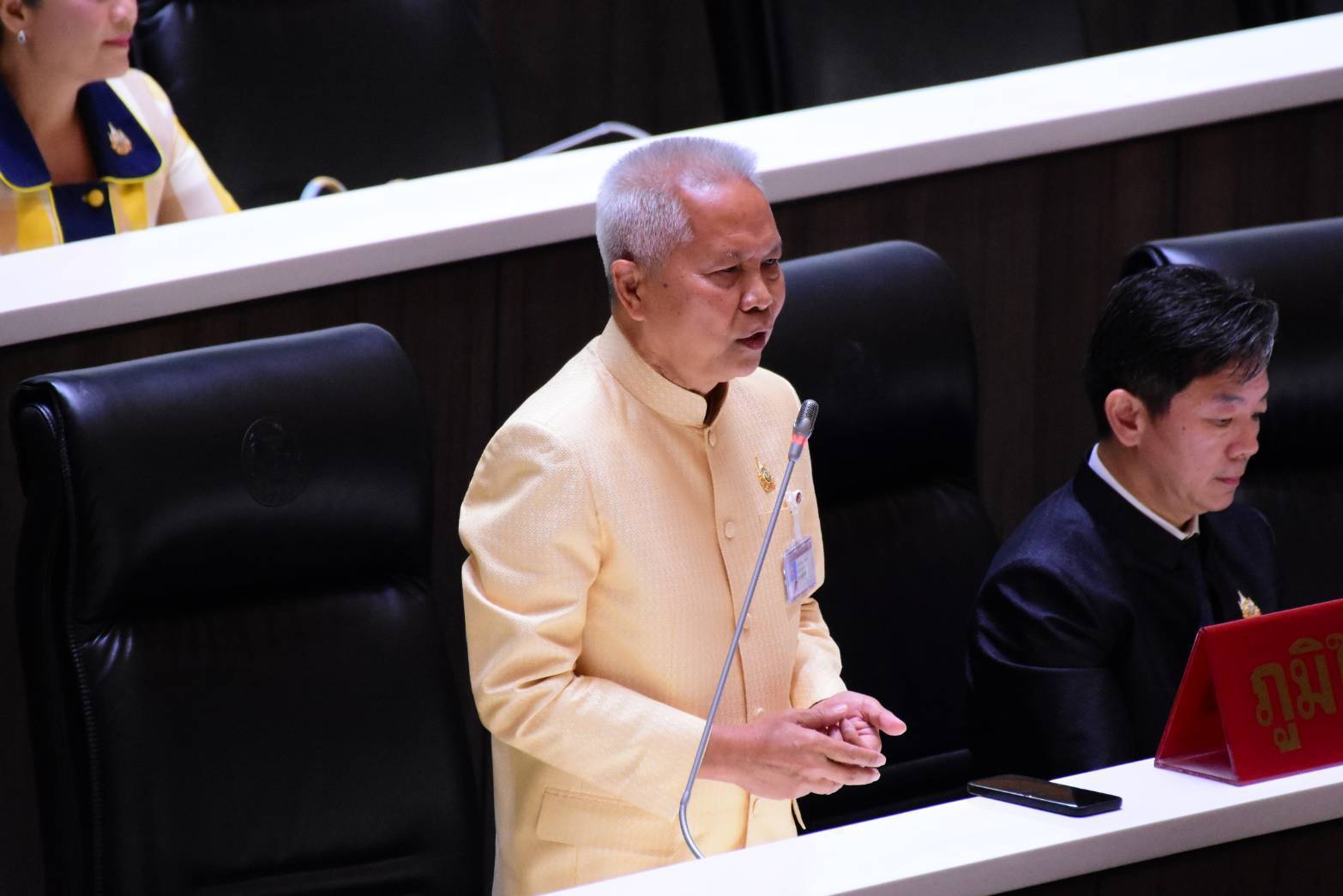 “สส.โสภณ” หารือสภาฯ แก้ปัญหาชาวบ้านค้านโรงงานน้ำตาลใน อ.นาโพธิ์ หวั่นกระทบแหล่งน้ำชุมชน